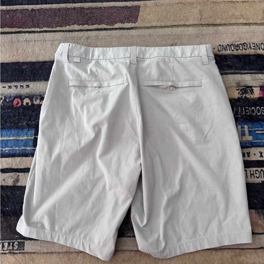 Lululemon Men's Classic Gray Shorts medium commission shorts